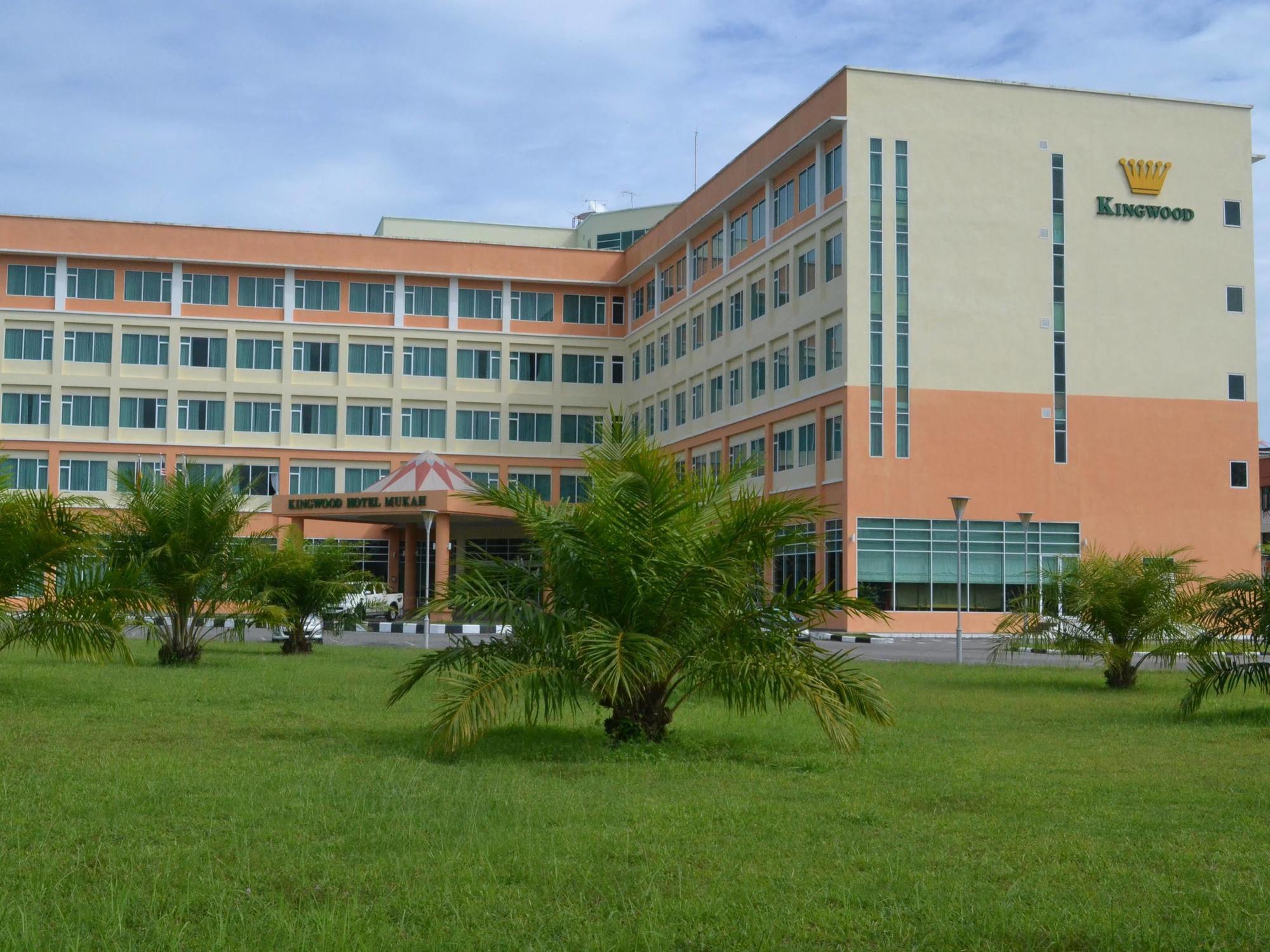 Kingwood Hotel Mukah Selangau Ngoại thất bức ảnh